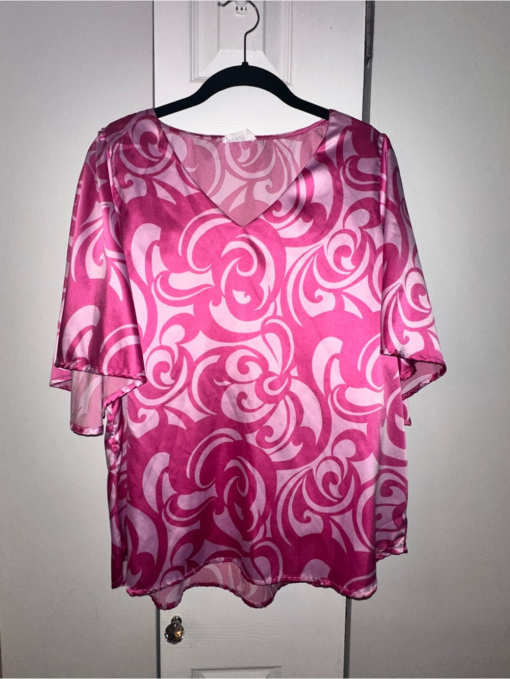 Emily Wonder Swirls Groovy Top